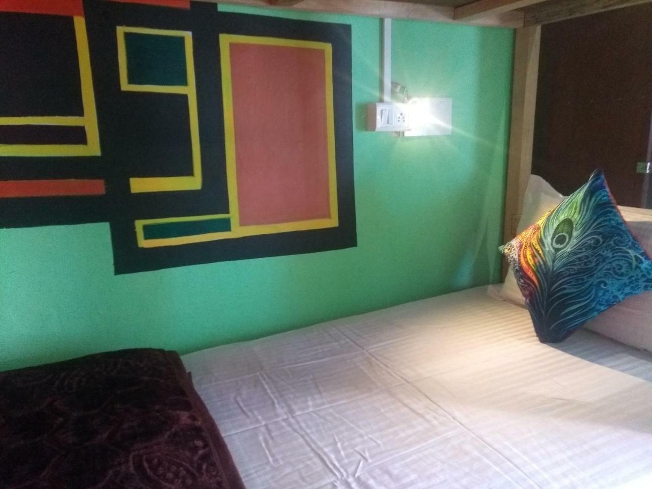 La Vaca India Mcleodganj Vandrarhem McLeod Ganj Exteriör bild